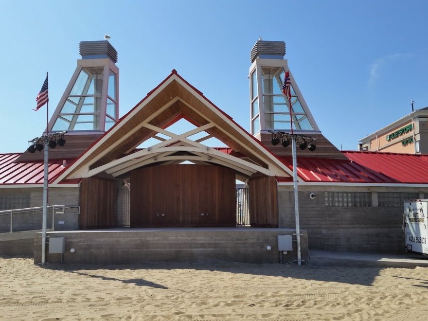 Boardwalk at Caroline Street Stage
