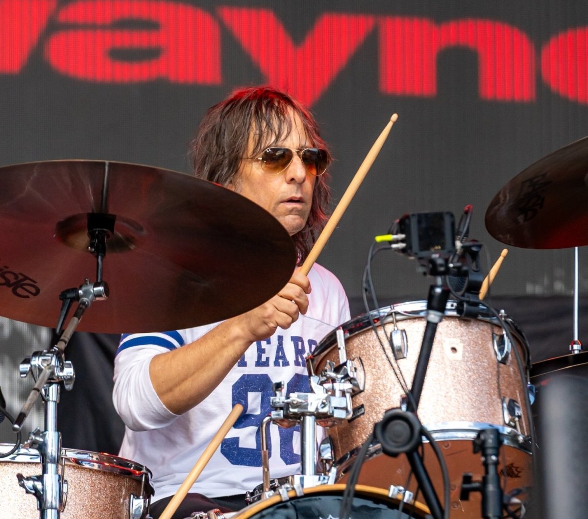 artist performing at Oceans Calling