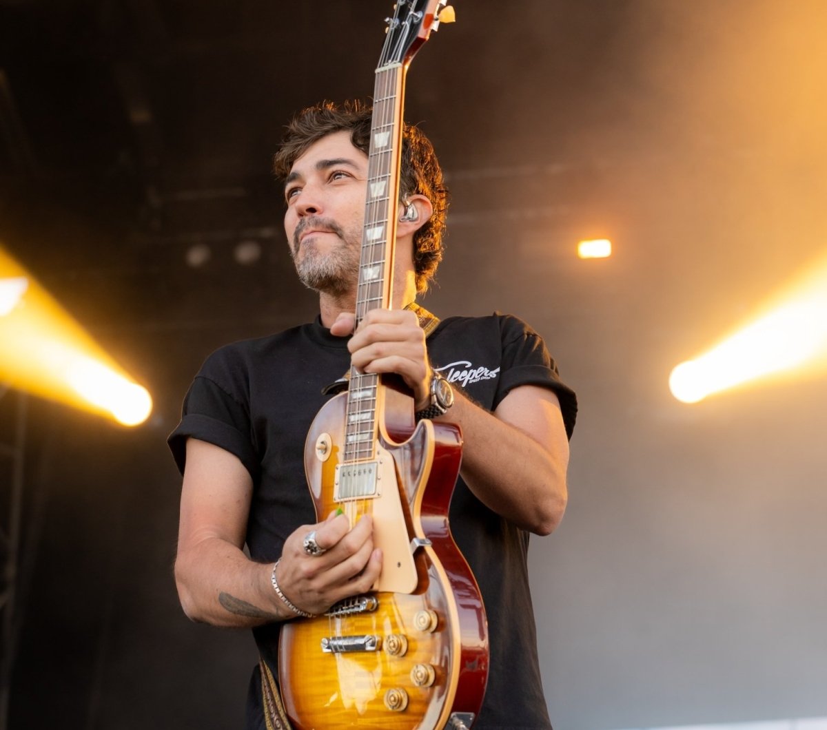 Country Calling guitarist performing